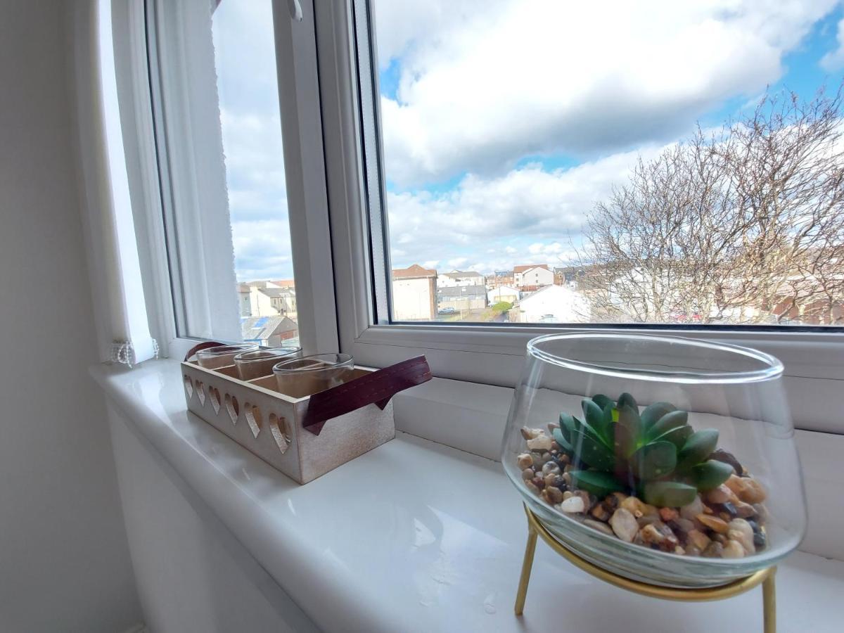 Teddy Bears' 3-Bedroom Maisonette Saltcoats Eksteriør bilde